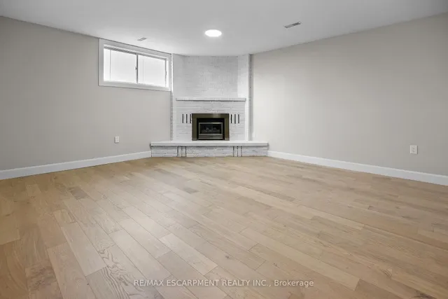 Additional image 25 of 6 Barbara Crt