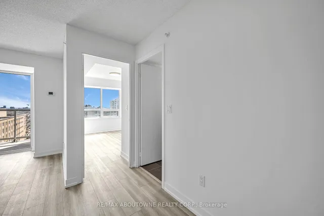 Additional image 13 of 1410 Dupont St Unit 1105