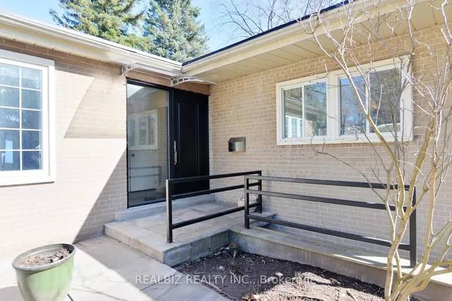 Additional image 7 of 7 Swallow Crt