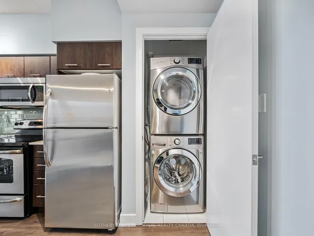 Additional image 13 of 169 Fort York Blvd Unit 630