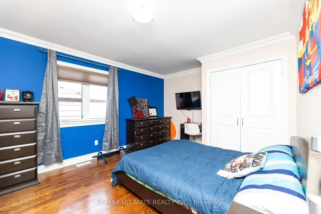 Additional image 23 of 134 Brownville Ave