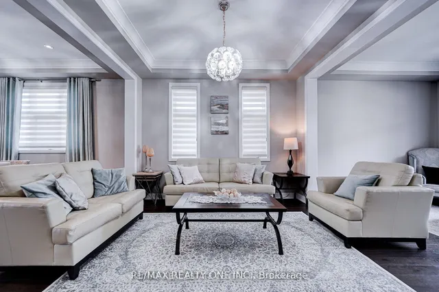 Additional image 5 of 438 North Park Blvd