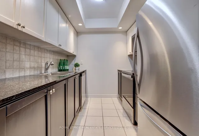 Additional image 8 of 5233 Dundas St Unit 1829