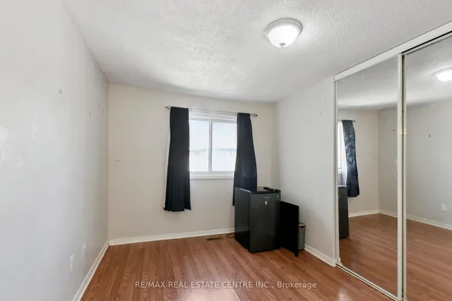 Additional image 38 of 2 Dailing Gate Unit 56