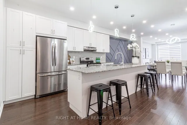 Additional image 6 of 1406 Farmstead Dr