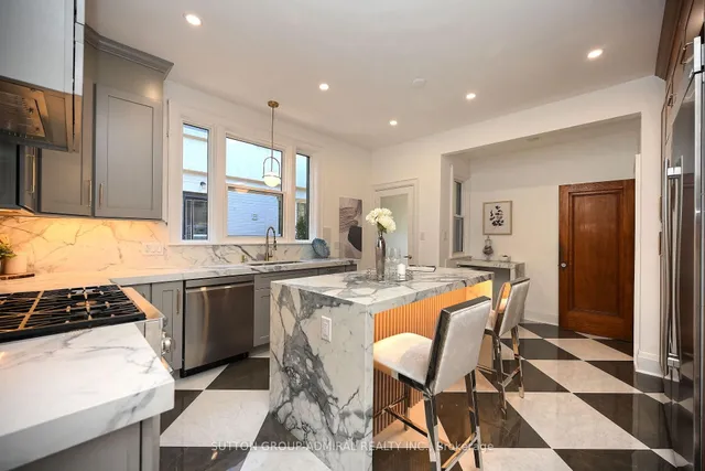 Additional image 11 of 987 Royal York Rd