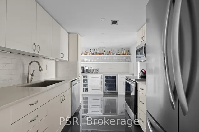 Additional image 7 of 30 Wellington St Unit 1103