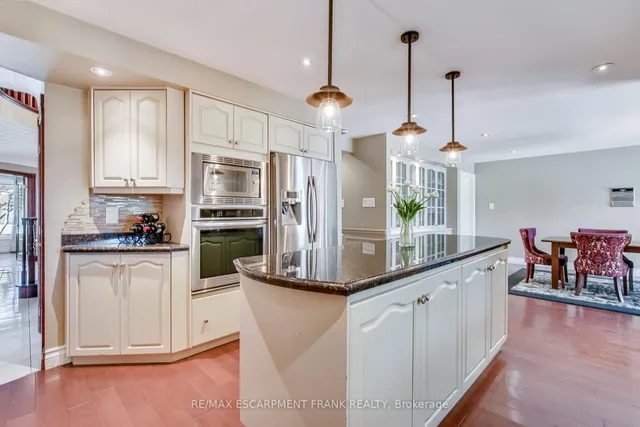 Additional image 12 of 59 Elodia Crt