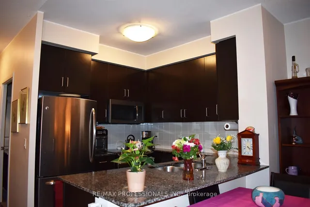 Additional image 9 of 205 Sherway Gardens Rd Unit 105