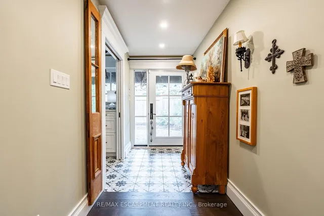 Additional image 34 of 121 Mohawk Rd