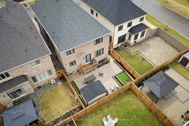 Additional image 46 of 42 Ferdinand Dr