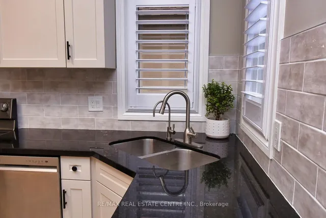 Additional image 13 of 47 Surrey Dr