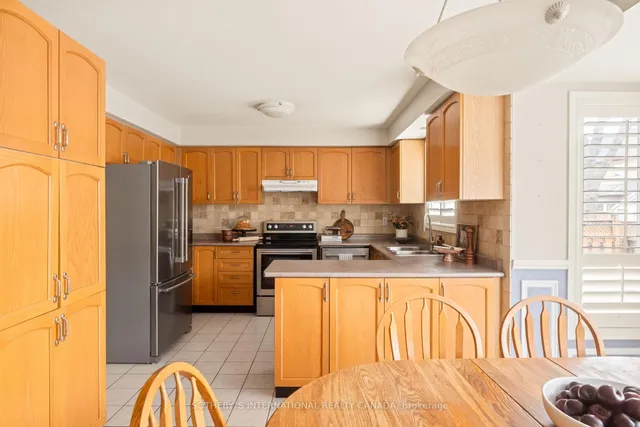 Additional image 9 of 52 Red Cedar Cres