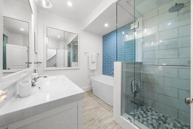 Additional image 34 of 231 Glenrose Ave