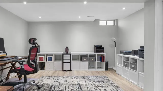 Additional image 27 of 17 Burtree Dr