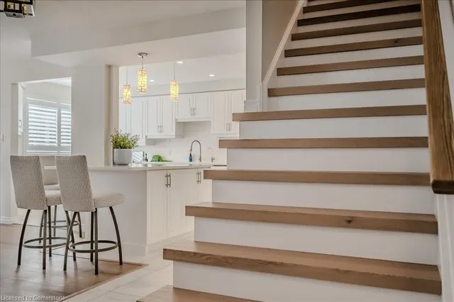 Additional image 25 of 220 Doon South Dr