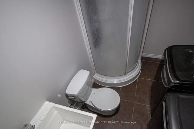 Additional image 34 of 5 Asterwind Cres