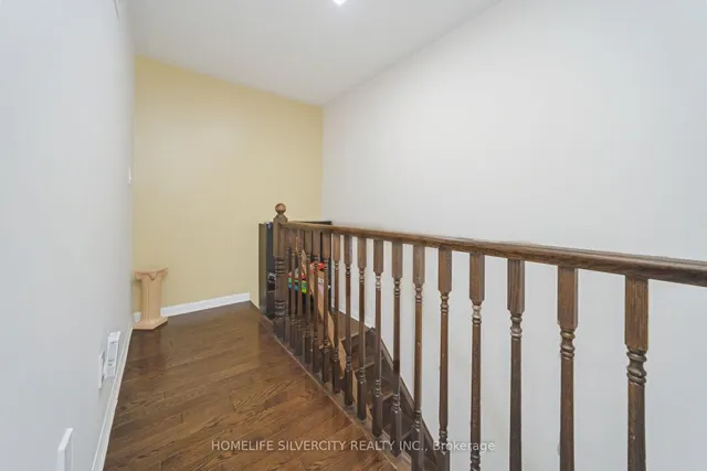 Additional image 22 of 127 Bleasdale Ave