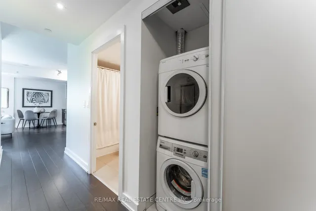 Additional image 8 of 6 Parkwood Ave Unit 419