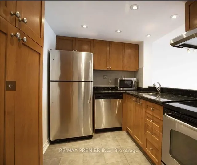 Additional image 8 of 725 King St Unit 604