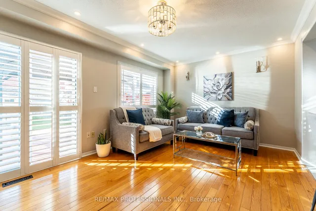 Additional image 9 of 96 Lake Louise Dr