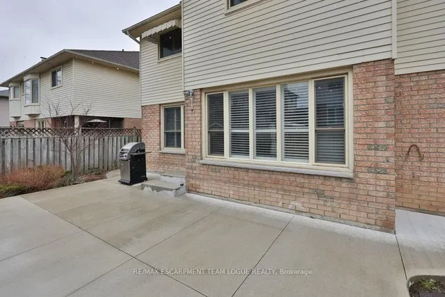 Additional image 45 of 2223 VISTA Dr