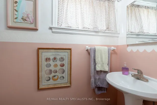 Additional image 40 of 36 South Kingslea Dr