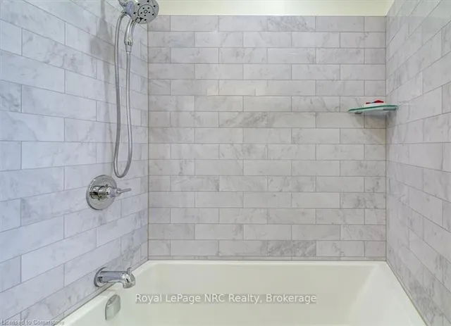 Additional image 24 of 6 Lilacside Dr