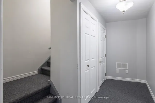 Additional image 21 of 80 Longbourne Cres