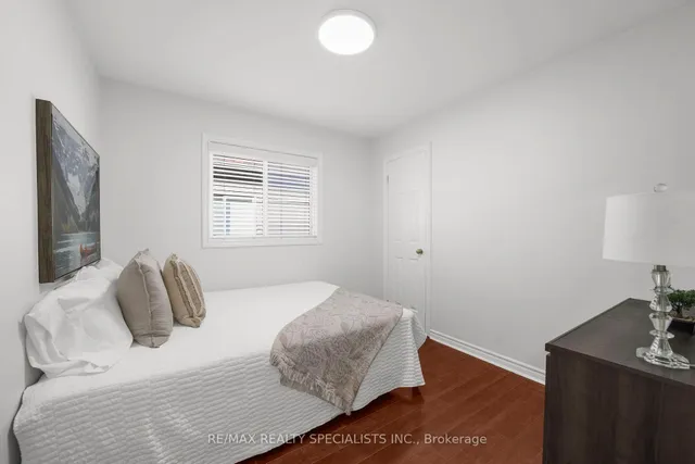 Additional image 18 of 51 Rain Lily Lane