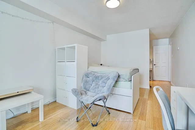 Additional image 20 of 45 Carlton St Unit 1209