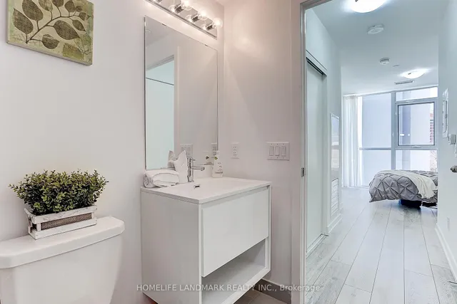 Additional image 44 of 159 Wellesley St Unit 401