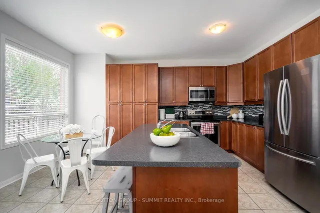 Additional image 12 of 1283 Robson Cres