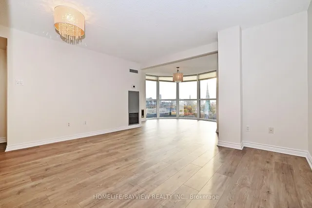 Additional image 7 of 1055 Bay St Unit 1111