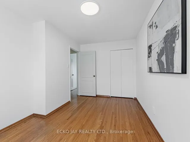 Additional image 27 of 14 Parfield Dr