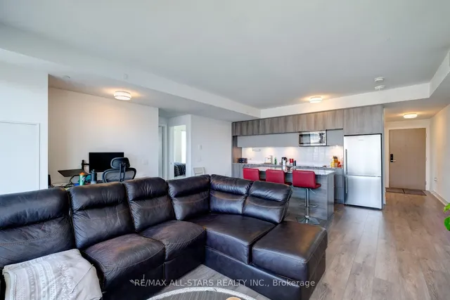 Additional image 11 of 575 Bloor St Unit 2302