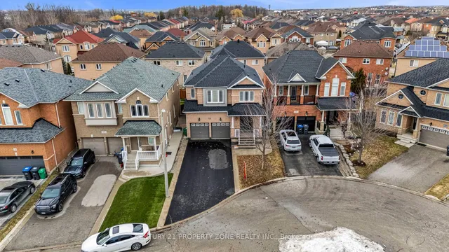 Additional image 2 of 8 Griffith Crt