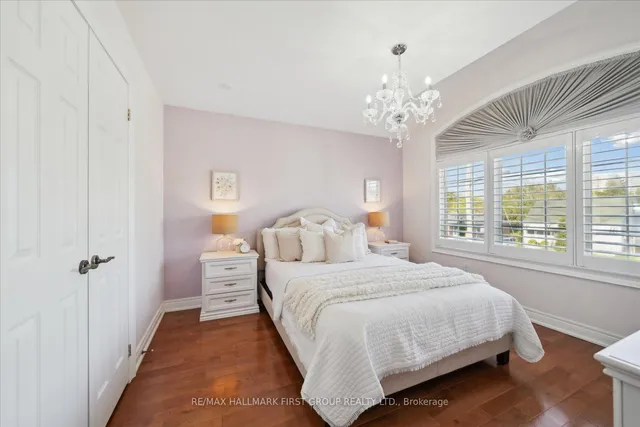 Additional image 25 of 60 Brenda Cres