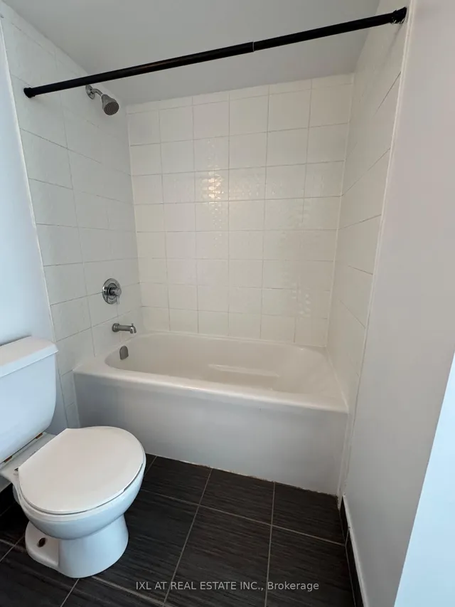 Additional image 2 of 36 Lisgar St Unit LPH05W