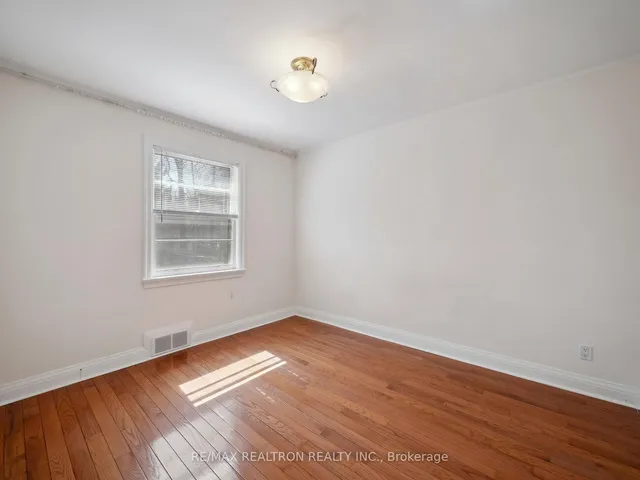 Additional image 22 of 397 Cortleigh Blvd