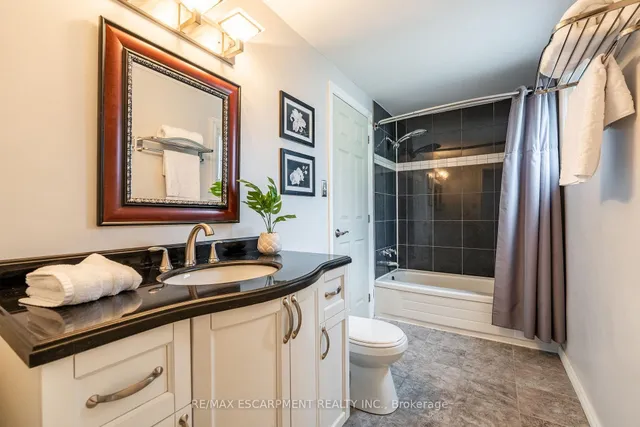 Additional image 21 of 2345 Glastonbury Rd