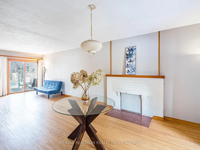 Additional image 7 of 872 Royal York Rd