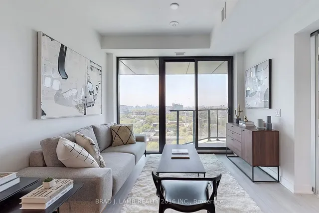 Additional image 3 of 195 McCaul St Unit 1302