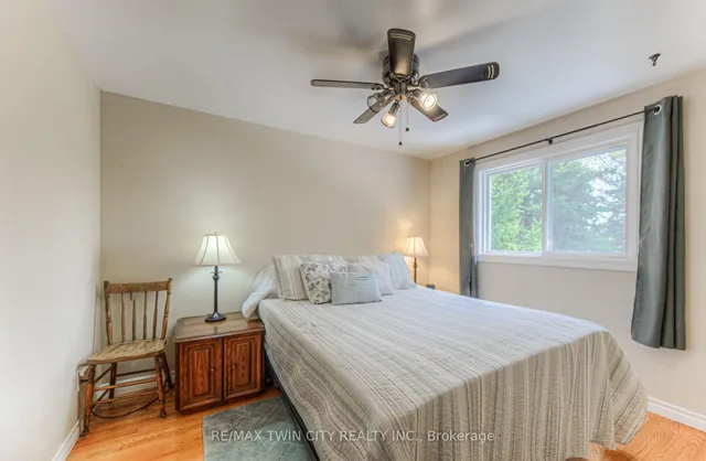 Additional image 25 of 92 Pinehurst Cres