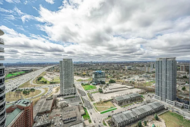 Additional image 21 of 135 Village Green Sq Unit 3720