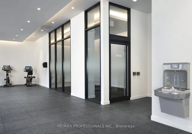 Additional image 35 of 9 Tecumseth St Unit 425