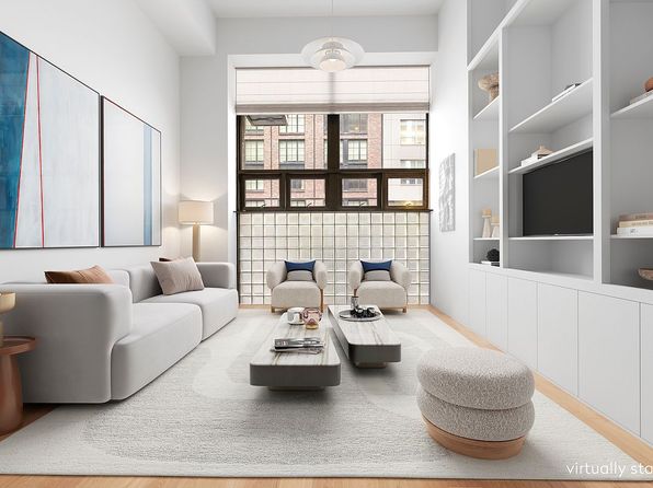 529 W 42nd St, New York, NY