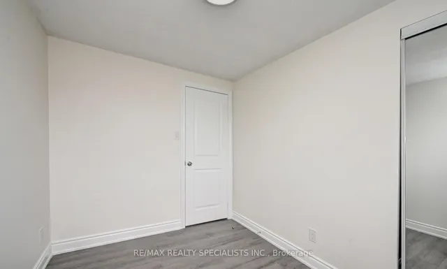 Additional image 21 of 11 Dinison Cres