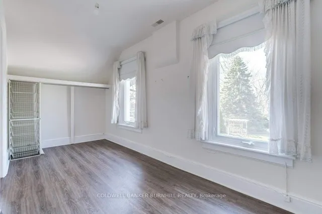 Additional image 41 of 1427 Ontario St