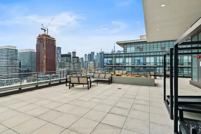 Additional image 22 of 460 Adelaide St Unit 102